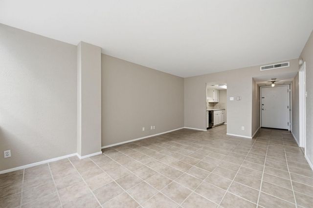 1800 Lavaca ST 515, Austin, TX 78701