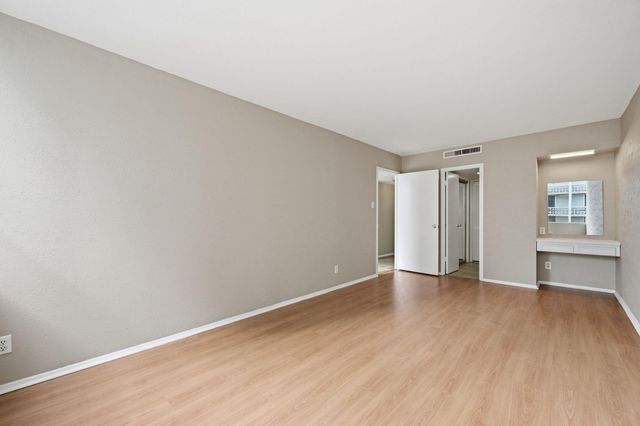 1800 Lavaca ST 515, Austin, TX 78701