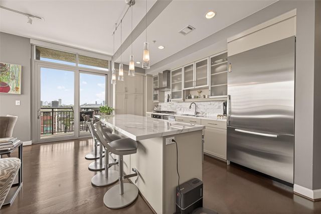 2207 Bancroft Street 908, Houston, TX 77027