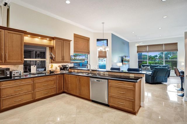 10970 NW 6th Court, Plantation, FL 33324