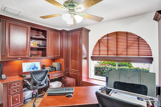 10970 NW 6th Court, Plantation, FL 33324