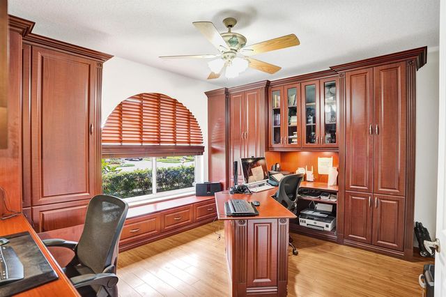 10970 NW 6th Court, Plantation, FL 33324
