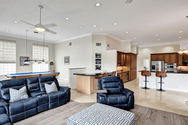 10970 NW 6th Court, Plantation, FL 33324
