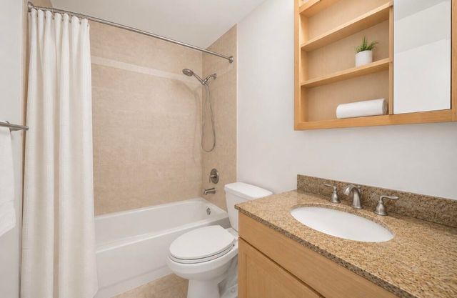 7057 WOODMONT Way 7057, Tamarac, FL 33321
