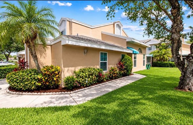 7057 WOODMONT Way 7057, Tamarac, FL 33321