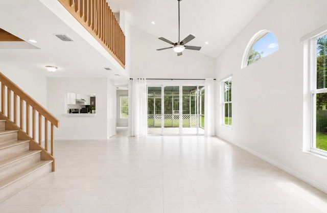 7057 WOODMONT Way 7057, Tamarac, FL 33321