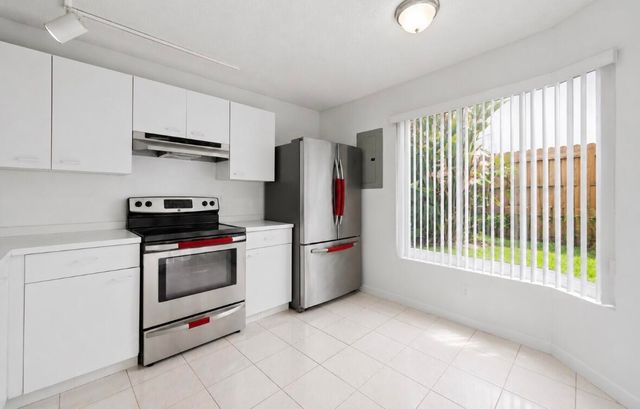 7057 WOODMONT Way 7057, Tamarac, FL 33321
