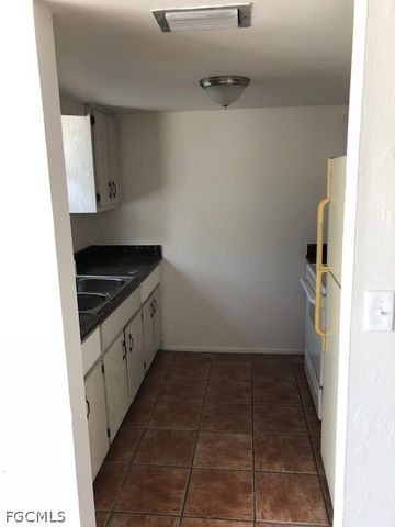 3718 Desoto AVE A, Fort Myers, FL 33916