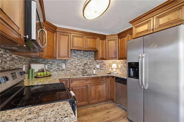 707 Red Mill RD, Norfolk, VA 23502