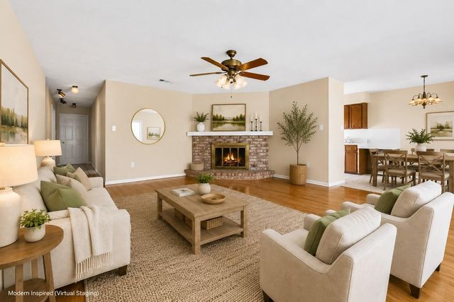 168 Greenleaf Lane, Conroe, TX 77304