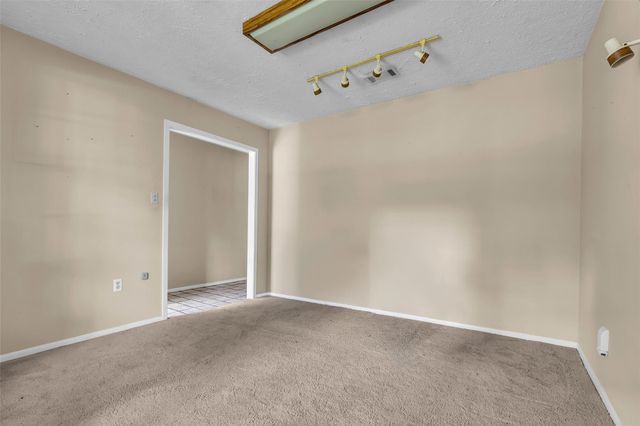 168 Greenleaf Lane, Conroe, TX 77304