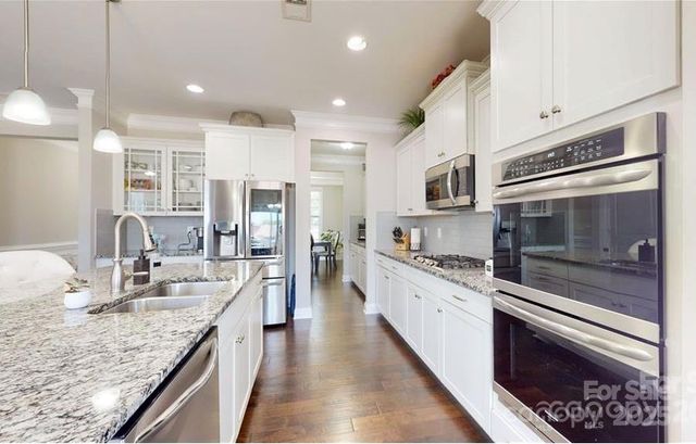 1502 Coffeetree Drive NW, Concord, NC 28027