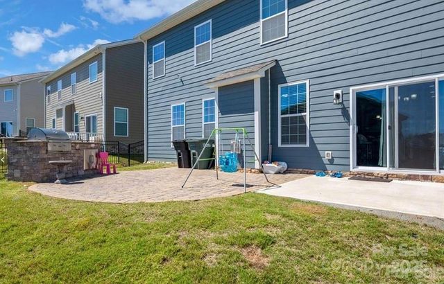 1502 Coffeetree Drive NW, Concord, NC 28027