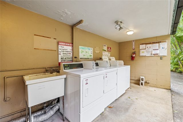 1700 Makiki Street 112, Honolulu, HI 96822