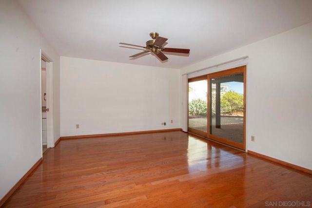 12815 Camino Ramilette, San Diego, CA 92128