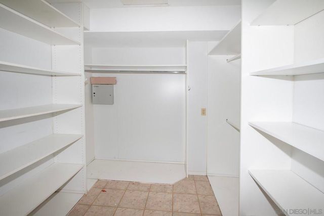 12815 Camino Ramilette, San Diego, CA 92128