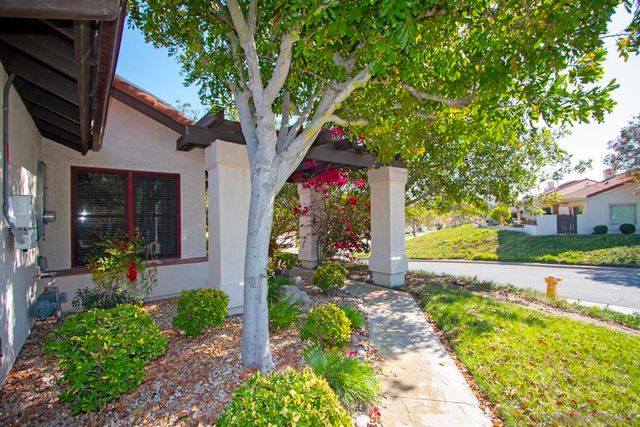 12815 Camino Ramilette, San Diego, CA 92128