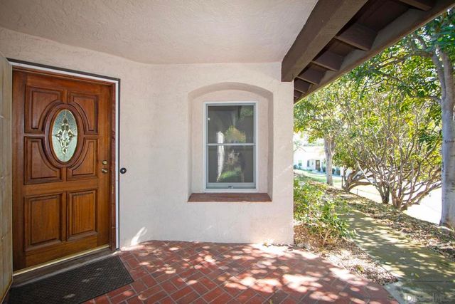 12815 Camino Ramilette, San Diego, CA 92128