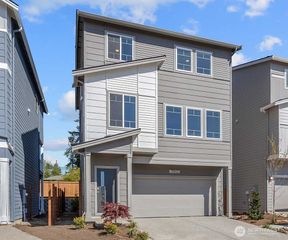 1105 138th Place SW, Lynnwood, WA 98087