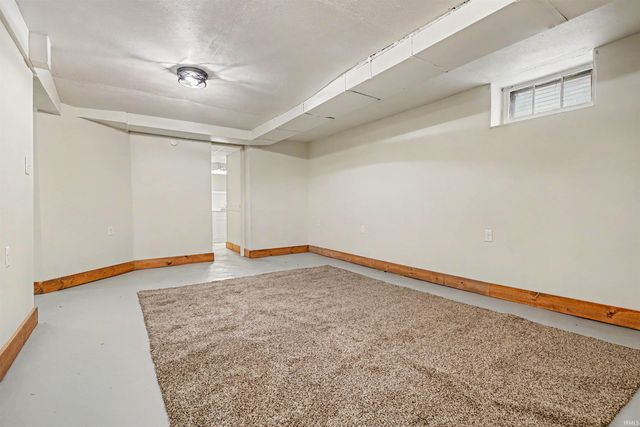 2417 Poland Street, South Bend, IN 46619