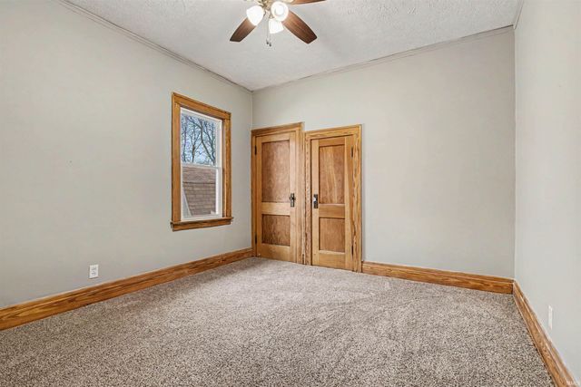 2417 Poland Street, South Bend, IN 46619