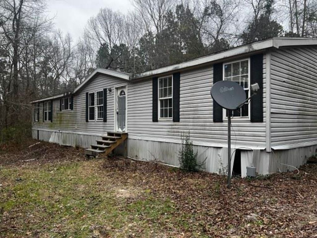 334 Pinetree Rd, Harleton, TX 75651