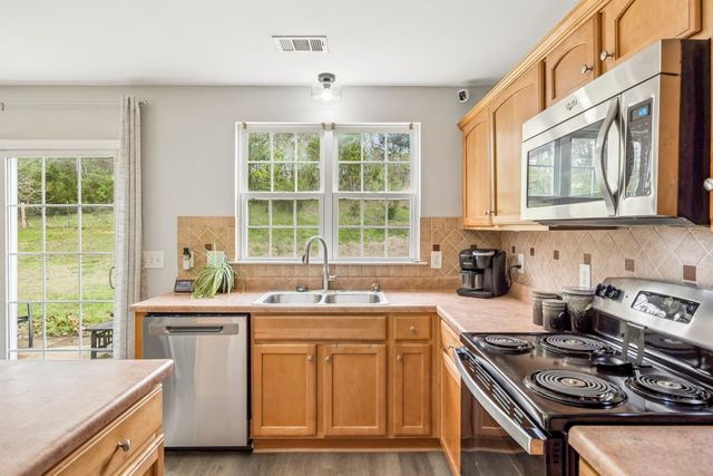 1708 Kendall Cove Ln, Mount Juliet, TN 37122