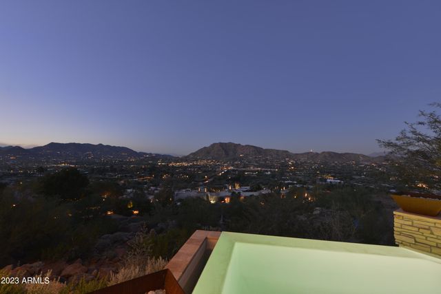 5700 E MCDONALD Drive 7, Paradise Valley, AZ 85253