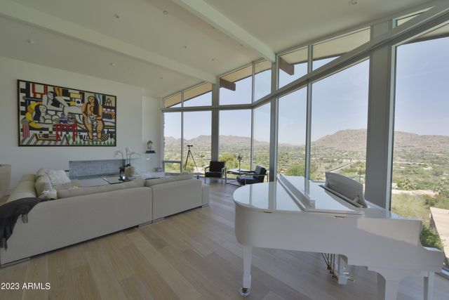 5700 E MCDONALD Drive 7, Paradise Valley, AZ 85253