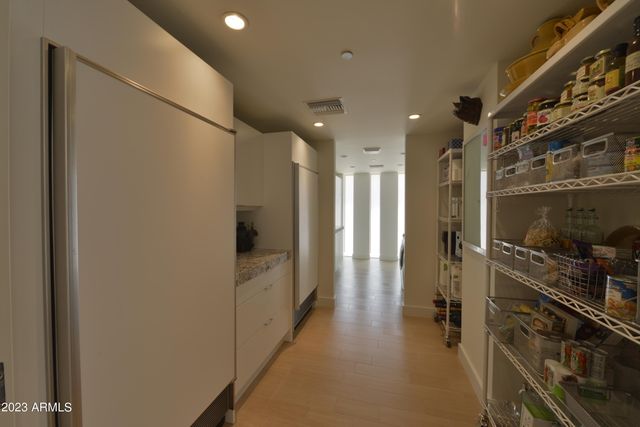 5700 E MCDONALD Drive 7, Paradise Valley, AZ 85253