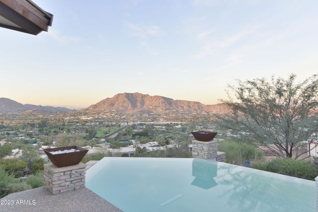 5700 E MCDONALD Drive 7, Paradise Valley, AZ 85253