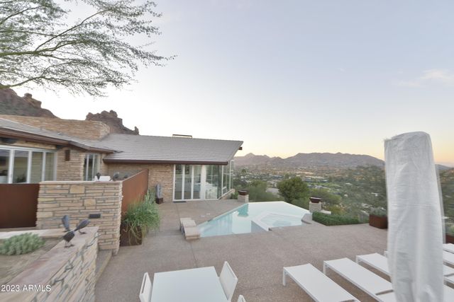 5700 E MCDONALD Drive 7, Paradise Valley, AZ 85253