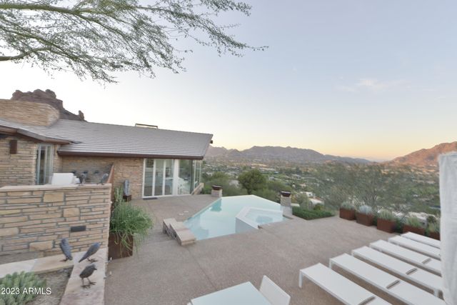 5700 E MCDONALD Drive 7, Paradise Valley, AZ 85253