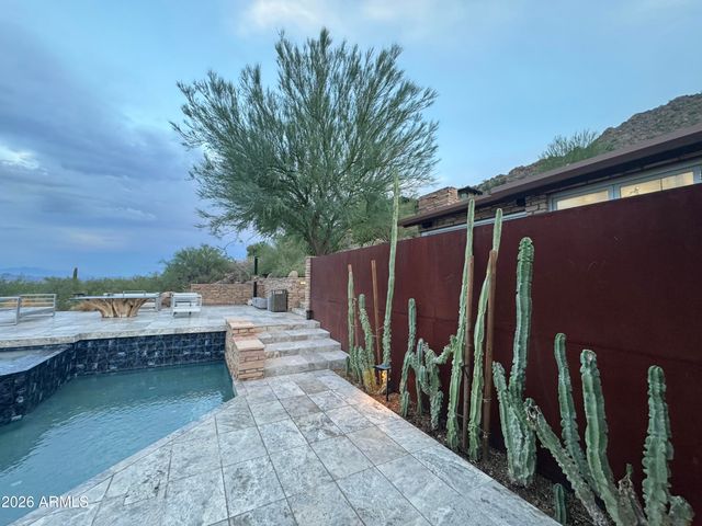 5700 E MCDONALD Drive 7, Paradise Valley, AZ 85253