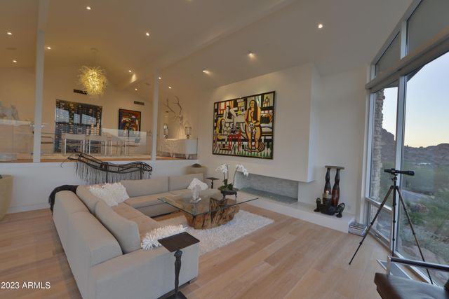 5700 E MCDONALD Drive 7, Paradise Valley, AZ 85253