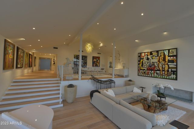 5700 E MCDONALD Drive 7, Paradise Valley, AZ 85253