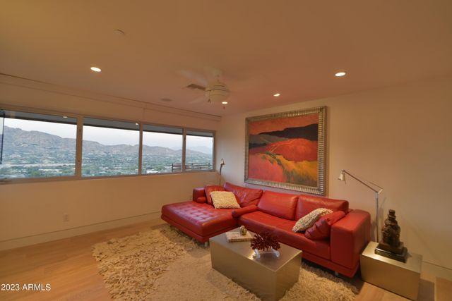 5700 E MCDONALD Drive 7, Paradise Valley, AZ 85253