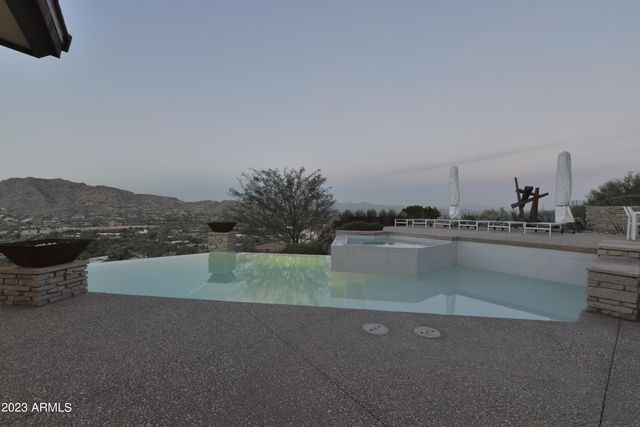 5700 E MCDONALD Drive 7, Paradise Valley, AZ 85253