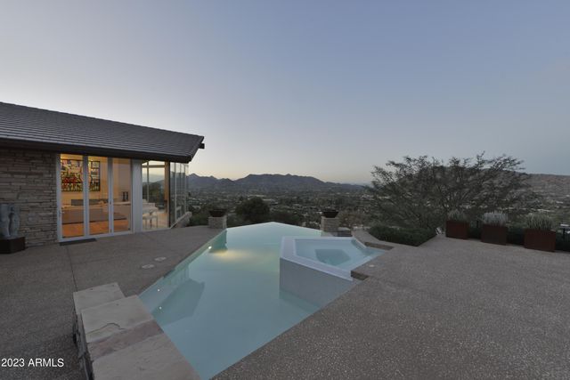 5700 E MCDONALD Drive 7, Paradise Valley, AZ 85253
