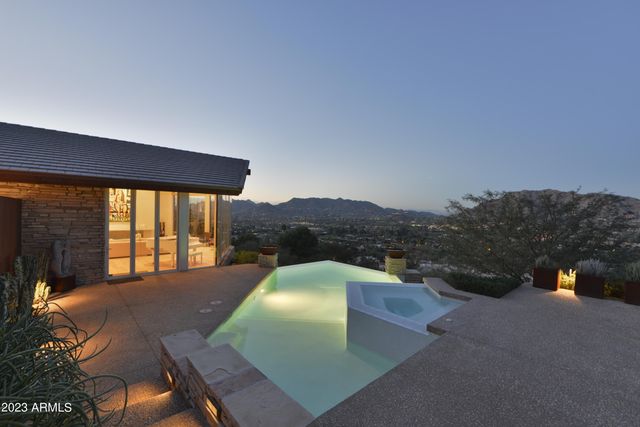 5700 E MCDONALD Drive 7, Paradise Valley, AZ 85253
