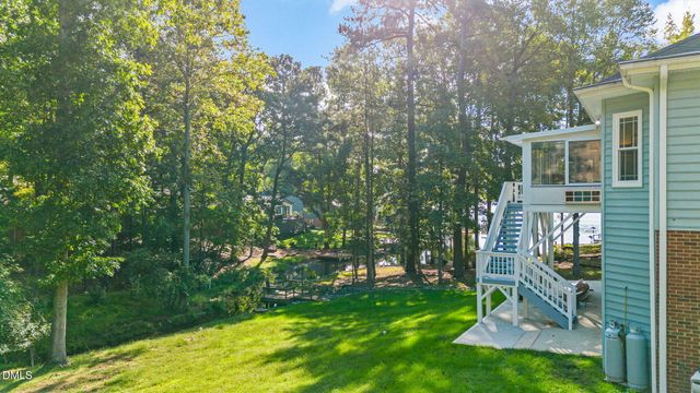 1935 Wedgewood Drive, Sanford, NC 27332