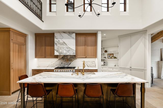 6201 N 20TH Street, Phoenix, AZ 85016