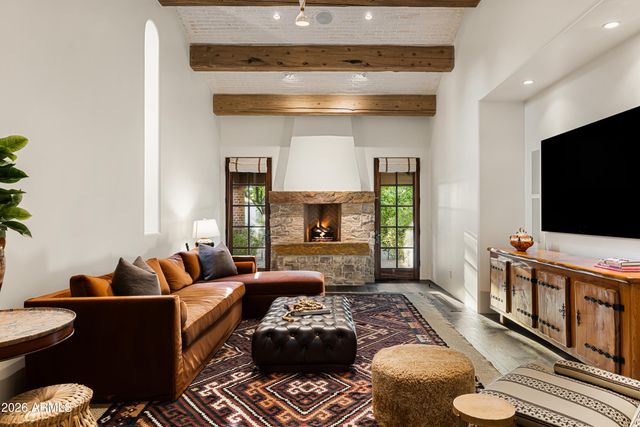 6201 N 20TH Street, Phoenix, AZ 85016