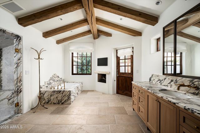 6201 N 20TH Street, Phoenix, AZ 85016