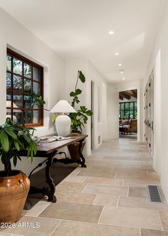 6201 N 20TH Street, Phoenix, AZ 85016