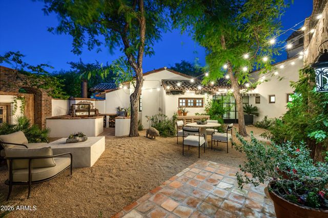 6201 N 20TH Street, Phoenix, AZ 85016