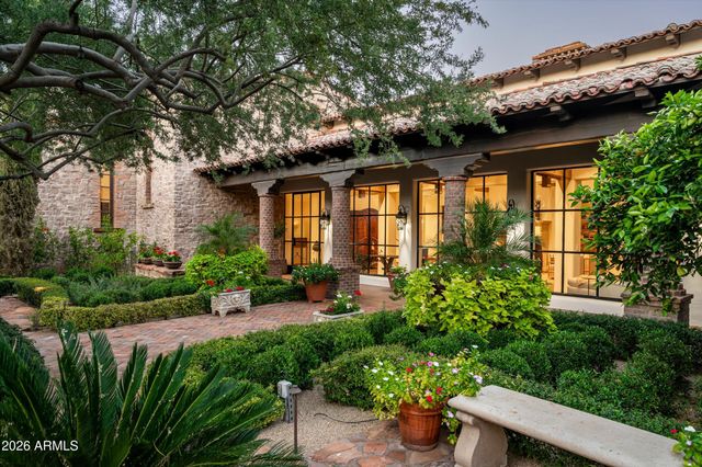 6201 N 20TH Street, Phoenix, AZ 85016