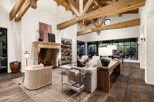 6201 N 20TH Street, Phoenix, AZ 85016