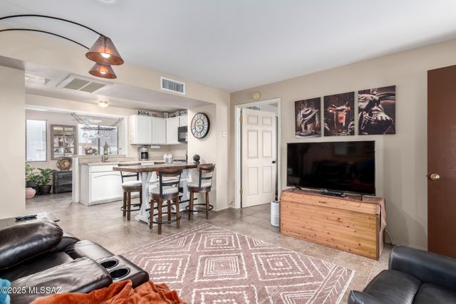 456 S Paseo Pena Apt C, Green Valley, AZ 85614