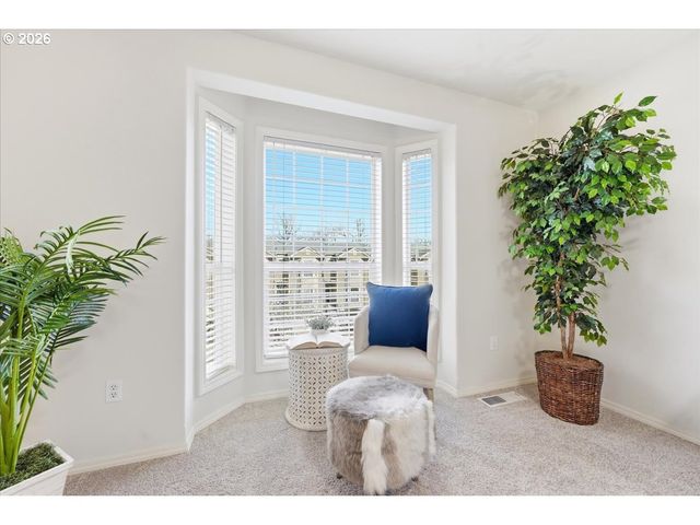 10321 Sw DENNEY Rd, Beaverton, OR 97008